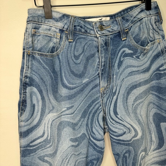 Hollister Curvy Hi-Rise Marble Denim Mom Jeans Size 28 - Picture 7 of 13